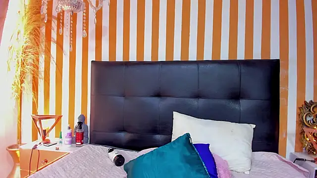 Chatroom XXX en direct de LunaToledo