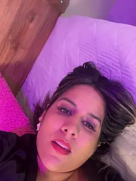 Chatroom XXX en direct de DeboraEvans