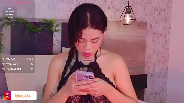 Chat XXX en directo de Celine_Lee