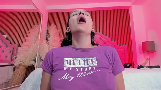 Violett_hott_ Chat XXX in diretta