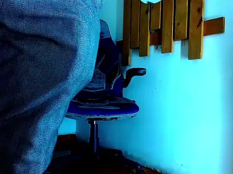 Hot_Latino_xのウェブカメラショー