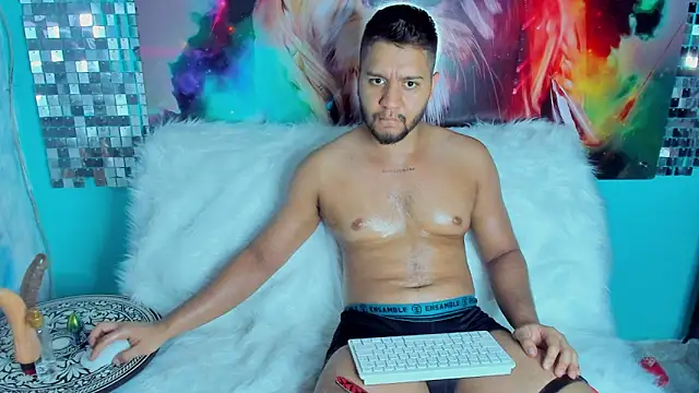 HARRY_RAMIREZのライブXXXチャット