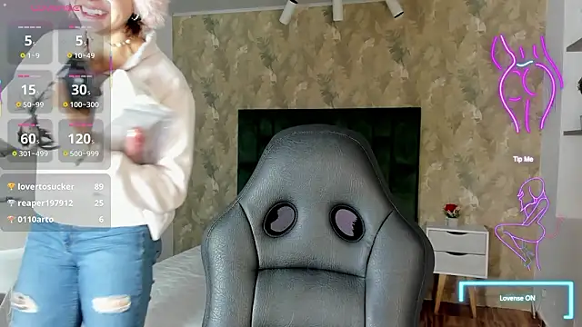 Chat XXX Live april_dumont