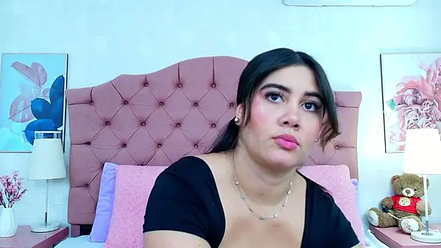 ThyaraJhons' Live XXX Chat