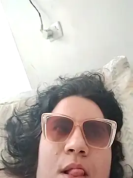 Mari29patty 现场XXX聊天