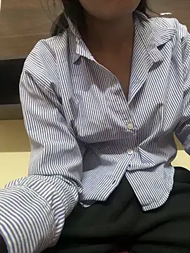 ModelbigbobsのライブXXXチャット