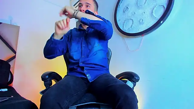 mike_257's Live XXX Chat