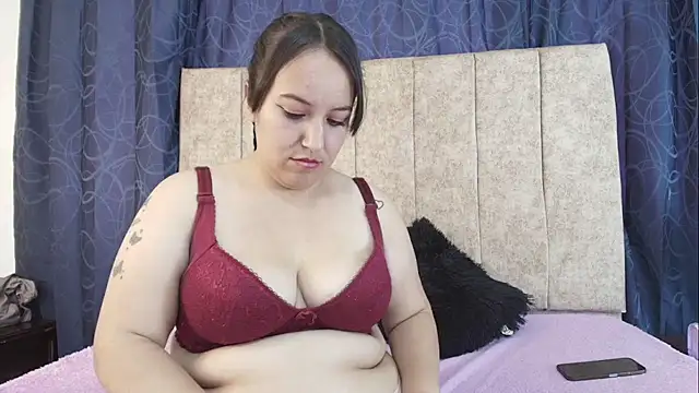 Big_Ass_Dirtyy: διαδικτυακό σόου στην κάμερα