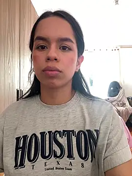 xlovelygirlx's Live XXX Chat