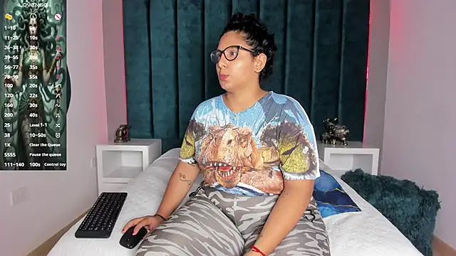 DanielleEvans_ Live XXX-chat