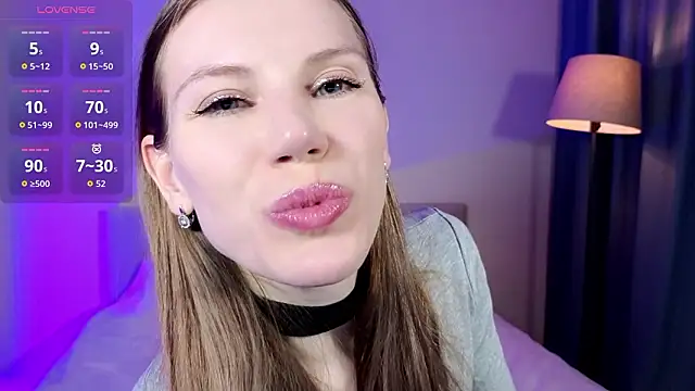 Chat +18 de Lilianna_Just ao vivo