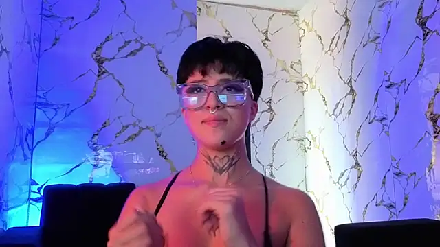 Rebeka-baker's Live XXX Chat