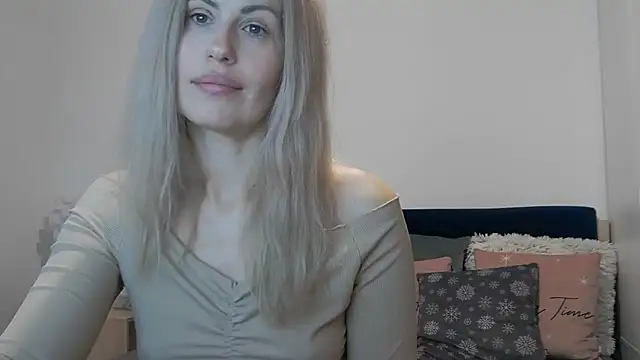 Lika_Soul: διαδικτυακό σόου στην κάμερα