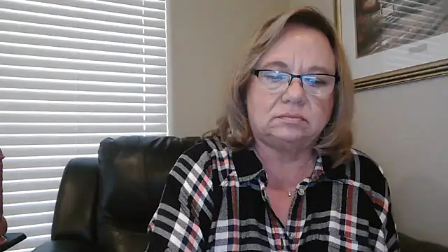 BustyAnnie 라이브 XXX 채팅