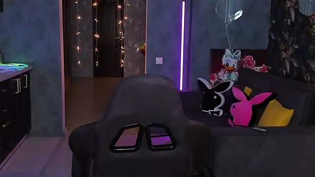 دردشة Blckmirrorr الجنسية المباشرة