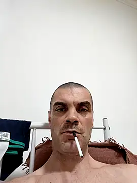 DOMINATOR_SIR-MASTER Chat XXX in diretta