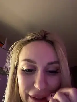 Blckmirrorr Live XXX Chat