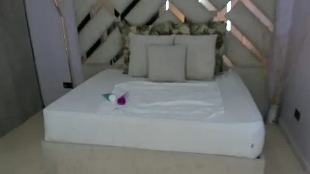 tati_saldarriaga élő XXX-chatje