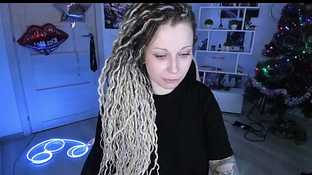 HoneySallyMoore élő XXX-chatje