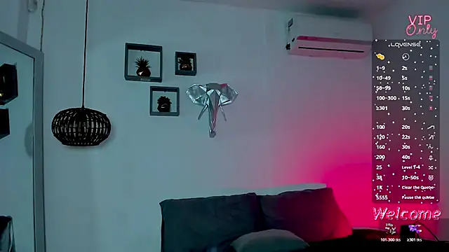 دردشة AmberAdams_ الجنسية المباشرة