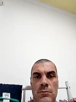 XXX chat uživo modela DOMINATOR_SIR-MASTER