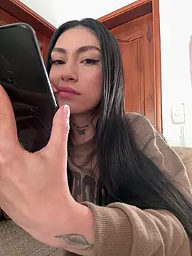 Bonny_Eva Chat XXX in diretta