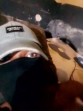 HornyAss_Bitch 现场XXX聊天