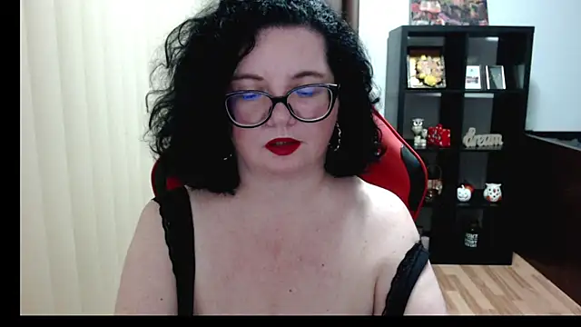 MissTroublle's Live XXX Chat