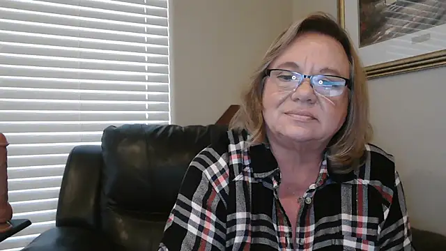 BustyAnnie Live XXX-Chat