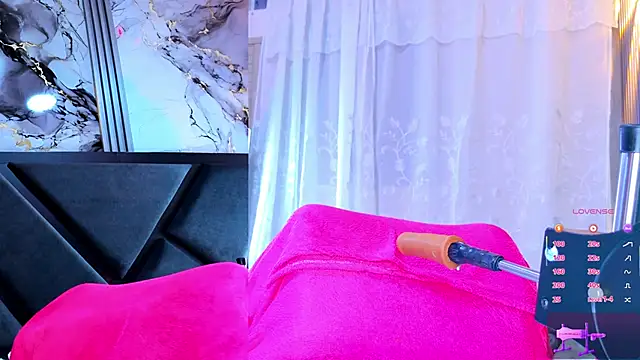 NathaxaLeans: онлайн-секс-чат