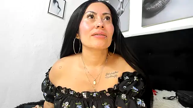 Tania_mature 라이브 XXX 채팅