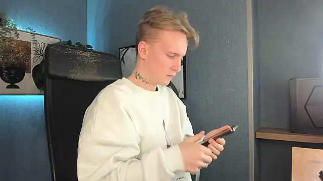 AlexxSweet's Live XXX Chat