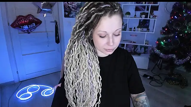 Онлайн чат XXX HoneySallyMoore