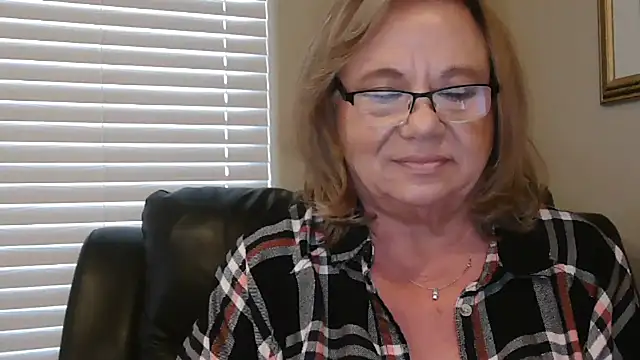 BustyAnnien Live XXX chat