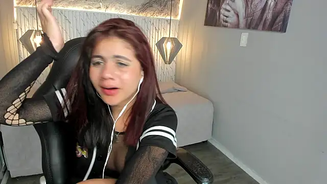 Julieth_brown_ লাইভ XXX চ্যাট