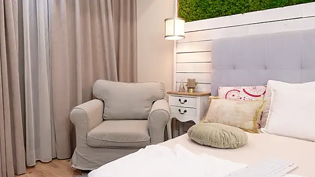 IsabellaMysty's Live XXX Chat