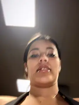 Risky_Workouts' Live XXX Chat