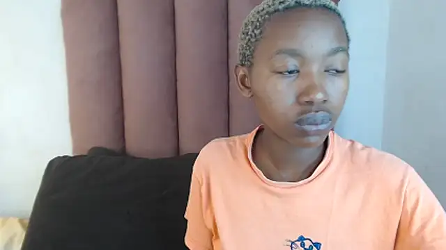 ScorpioBlue_ – Naživo XXX chat