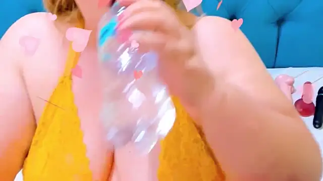 Nayla_Garner's Live XXX Chat