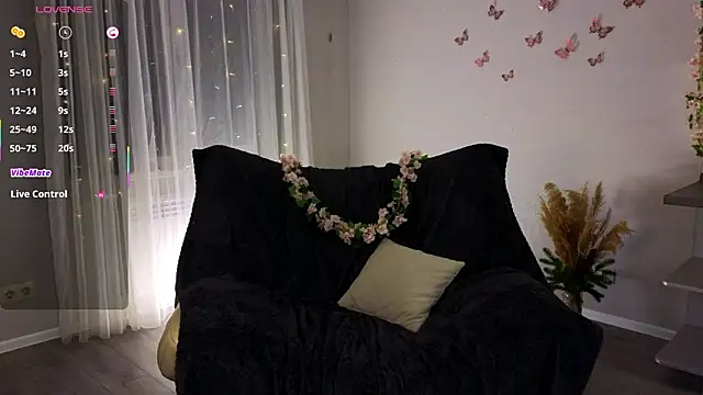 NyxaThorn Adlı Modelin Canlı XXX Sohbeti