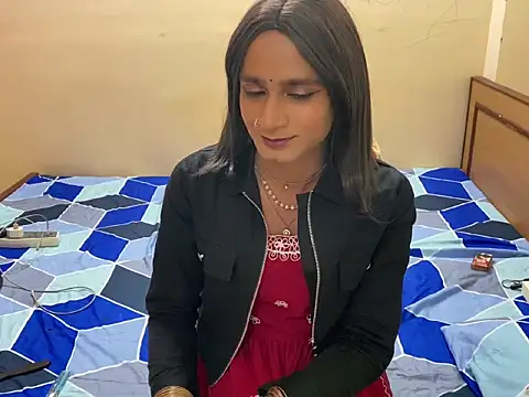 LuvLayla Adlı Modelin Canlı XXX Sohbeti