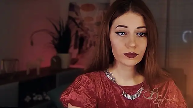 MissBeverlyMills: απευθείας συνομιλία ΧΧΧ