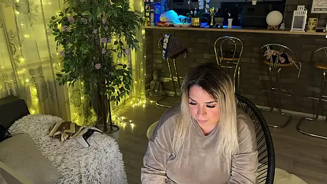 Monageil Chat XXX in diretta