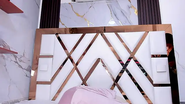 Živý XXX chat KonnySumer