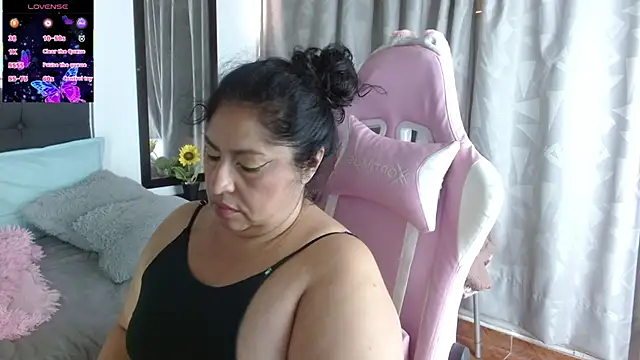 Keyla01_ Live XXX Chat