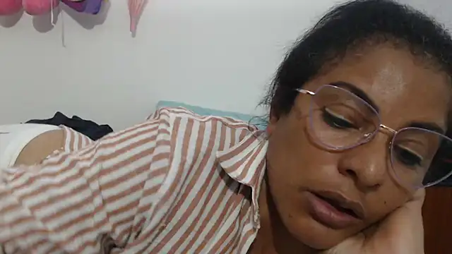 kateleyagrey's Webcam Show