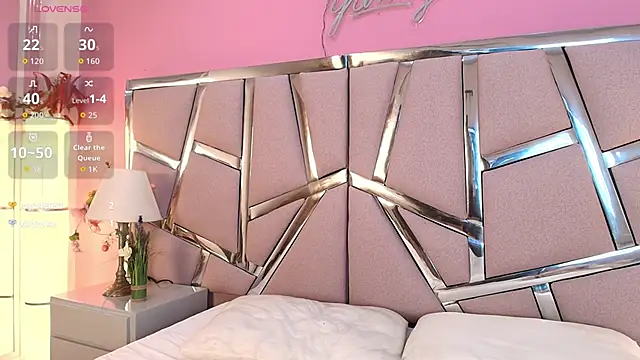 Nicollevsconttei 现场XXX聊天