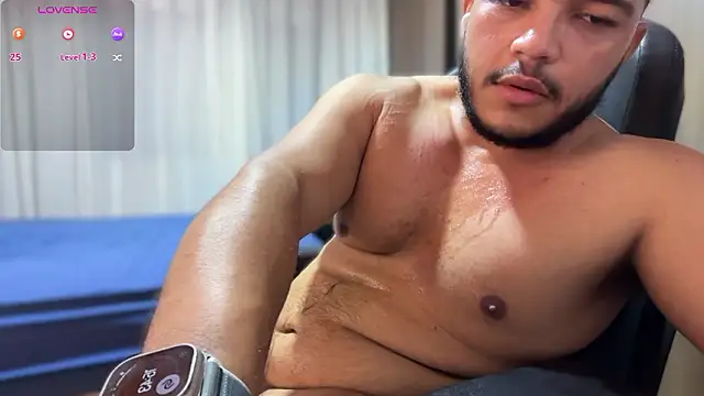 Chat +18 de theusxbear ao vivo
