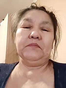 Chat +18 de Zulfiya_Bruce ao vivo