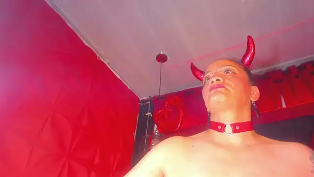 Taylor-hardcore Webcam-Show